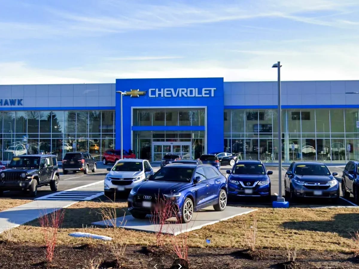 Auto Dealership Cleaning